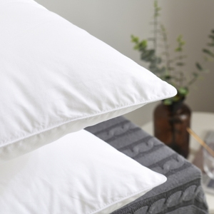 Coussin d'oreiller personnalisé blanc doux, qualité hôtelière 3 et 4 étoiles, pour hôtel et maison - Product Image 5