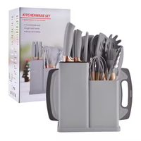 Coloré 19 pièces en 1 ensemble accessoires de cuisine en Silicone outils de cuisson manche en bois ustensiles de cuisine en Silicone