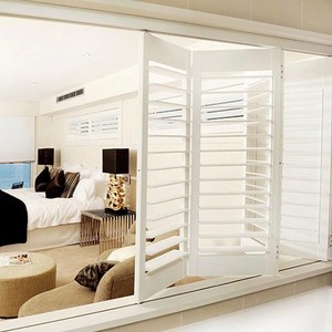 Volets de plantation Couleur blanche Persienne Australie Pvc Stores En Vrac Angleterre Australie Style <span class=keywords><strong>Baie</strong></span> Fenêtre <span class=keywords><strong>Coulissante</strong></span> - Product Image 4