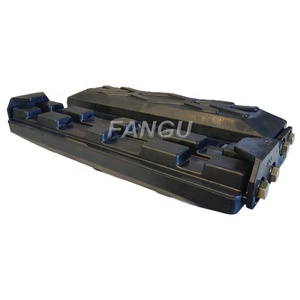 แผ่นรางยางรถขุดขนาด450มม. 600มม. 800มม. ชิ้นส่วนเครื่องจักร Komatsu Sumitomo <span class=keywords><strong>Cat</strong></span> HITACHI kebeco - Product Image 6