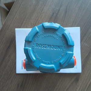 เครื่องส่งสัญญาณอุณหภูมิ RosemountE 3144P รุ่นดั้งเดิม - 4-20mA พร้อม HART/Foundation Fieldbus รองรับ RTD/Thermocouple Input IP67 3144P ป้องกันการระเบิด - Product Image 1