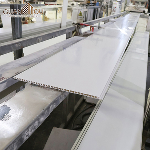 Plafón <span class=keywords><strong>de</strong></span> PVC <span class=keywords><strong>de</strong></span> Alta Calidad con Aspecto <span class=keywords><strong>de</strong></span> Madera Impermeable para Decoración <span class=keywords><strong>de</strong></span> Interiores - Product Image 3