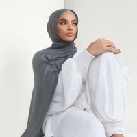 2025 Offre Spéciale couleur unie 100% Viscose Modal Hijabs populaire musulman doux Voile écharpes Double point Viscose châle Hijabs