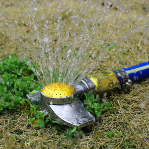 Aspersor de latón con engranaje de 360 grados, 1 pulgada, para riego de jardín - Product Image 3