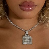 Collier Hip Hop Iced Out pour Femme et Homme avec Grand Pendentif Maison Plaqué Or et Argent et Chaîne Tennis Pavée de Zircons Cubiques 5A