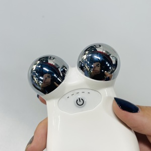 Customized Rechargeable Electric Face Neck <strong>Massager</strong> <strong>Beauty</strong> Device Portable <strong>Facial</strong> <strong>Massager</strong> With 5 Modes For Home Use - Product Image 6