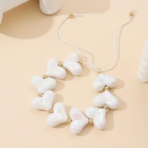 Collana da donna a forma di cuore con perline in acrilico colorato, stile Ins, semplice ed elegante, perfetta per l'anniversario - Collezione estiva di successo - Product Image 3