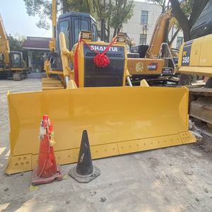 Bulldozer sur chenilles Komatsu SD16 d'occasion en bon état, prix bas, avec moteur, PLC et composants de boîte de vitesses - Product Image 4
