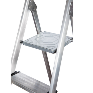 Scala Domestica Professionale in Alluminio con 6 Gradini (Gradini da 12 cm) - Product Image 2