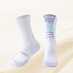 Athletic Socks Mid-Calf Breathable Nylon Basketball Socks With Gradient Letter Design - Product Image 1