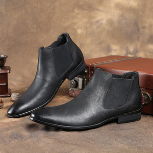 Bottes Chelsea en cuir pour hommes, en cuir de vachette, style formel professionnel, bottes Martin en cuir gravé de style anglais - Product Image 4