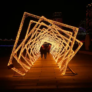 LED Street Arch Heart Outdoors Motif Lights Lampes Décorations Année Éclairage Arche Décoratif Nouveau 3D Festival Grand Noël