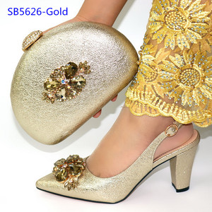 Set di Scarpe e Borsa Africane per Feste di Matrimonio 2020, Scarpe Eleganti Argento con Borsa Coordinata - Product Image 2