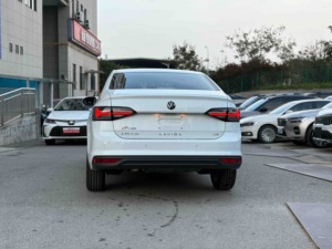 Volkswagen Lavida <span class=keywords><strong>XR</strong></span> 2026 1.5L Usata - Sedan Xinyi Eccezionale - Product Image 4