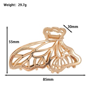 Fermagli per Capelli di Alta Gamma Francesi con Farfalla Traforata e Clip a Squalo, Accessorio per Capelli con Strass e Materiale in Ferro, Popolare tra le Celebrità di Internet - Product Image 6