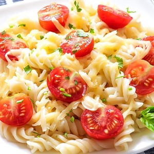 Pâtes Fusilli Authentiques de Haute Qualité 100% Blé Dur, Riches en Nutriments, Séchées Lentement à l'Italienne, Faible Teneur en Matières Grasses et en Glucides - Product Image 5