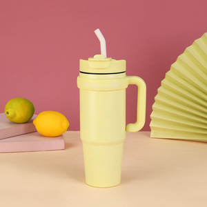 Bouteille de voyage isotherme à double paroi personnalisée en acier inoxydable avec paille et couvercle - Product Image 4