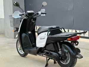 <span class=keywords><strong>Scooter</strong></span> sport <span class=keywords><strong>vintage</strong></span> <span class=keywords><strong>Yamaha</strong></span> GEAR50 japonais, moteur à quatre temps EFI, refroidissement par eau, trois soupapes, 50-100CC, 61-80km/h - Product Image 3