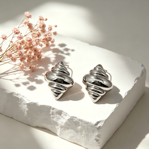 Boucles d'oreilles clous tendance en acier inoxydable plaqué or 18 carats, motif coquillage et escargot de mer, étanches, pour <span class=keywords><strong>femme</strong></span>, collection plage et océan, idéales pour <span class=keywords><strong>mariage</strong></span> - Product Image 3