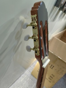 <span class=keywords><strong>Chitarra</strong></span> <span class=keywords><strong>Classica</strong></span> Yoseng&OEM TC270Q 39 Pollici, Corpo in Compensato Santos, Manico in Palissandro, Tastiera in Palissandro Artificiale, Finitura Verniciata, <span class=keywords><strong>Corde</strong></span> in <span class=keywords><strong>Nylon</strong></span> - Product Image 3