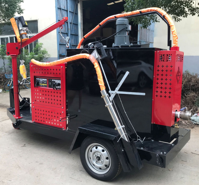 Asphalt Pavement Repair Trailer Crack Sealing