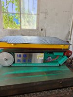 Chariot élévateur à ciseaux sur chenilles 1T (1000 kg) avec batterie au lithium 48V50AH, outil hydraulique pour la montée d'escaliers et le déplacement de charges