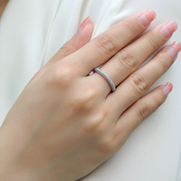 Perhiasan Mewah Perak Sterling 925 Berlapis Rhodium Anti Karat Cincin Wanita dengan Moissanite VVS GRA 1MM 3 Baris Model Eternity Band