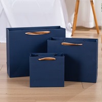 Sac cadeau pliable de luxe en carton personnalisé avec logo pour bouteilles de champagne, bière, jus, vin, avec poignée durable et recyclable