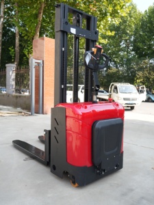 Electric Stand-On Pallet Stacker 2-Ton Capacity Hydraulic Lift <b>Red</b> Battery Powered Forklift - Product Image 4