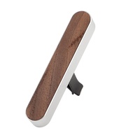Diffuseur de parfum de luxe personnalisé avec logo, accessoire intérieur de haute qualité en alliage d'aluminium, clip de ventilation, huile parfumée sur mesure