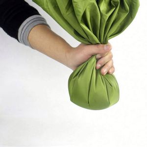 Meilleur sac à dos de voyage vert à haute visibilité avec housse de pluie intégrée pour sac à dos - Product Image 6