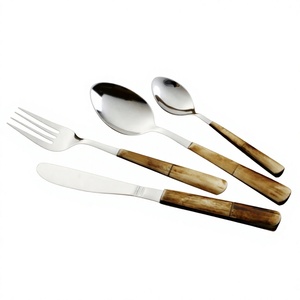 Ensemble de couverts polis miroir pour les repas, ensemble de couverts en acier inoxydable de haute qualité, argenterie avec logo personnalisé - Product Image 1