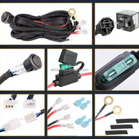 طقم أسلاك توصيل مع مفتاح ثقب باب السيارة (1 إلى 2) وحماية بالفيوز وإضاءة LED للسيارات أو الدراجات النارية