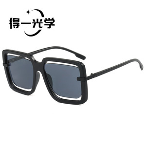 Oversized Square <b>Sunglasses</b> Black Frame Pc Lens Uv400 Protection For Women Fashion Sunscreen Travel Driving - Product Image 1