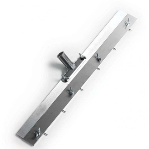 Outils de pose de revêtements de sol : Niveleur à pointes pour composés autonivelants, pour sols sportifs et sols époxy, compatible avec les systèmes Stiftrakel - Product Image 1