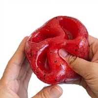 Trendy TikTok viral watermeloen squishy toy 2026, met elastische vaselinevulling, zwaar en zacht aanvoelend fruit knijp stressbal