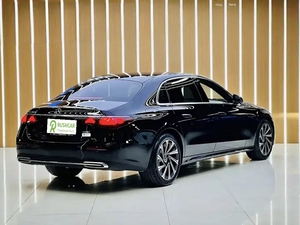 Mercedes <span class=keywords><strong>Benz</strong></span> Classe <span class=keywords><strong>E</strong></span> 2023 Usata con Trasmissione Automatica <span class=keywords><strong>Benz</strong></span>, Trazione Integrale, Guida a Sinistra, Motore a Benzina - Product Image 4
