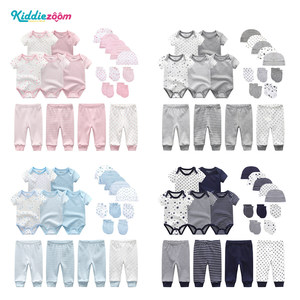 Ensemble 19 pièces Kiddiezoom en coton imprimé étoiles, collection Printemps <span class=keywords><strong>2023</strong></span>, <span class=keywords><strong>pour</strong></span> bébé : gigoteuse, vêtements, pantalon, chapeau, gants, respirant et discret - Product Image 1