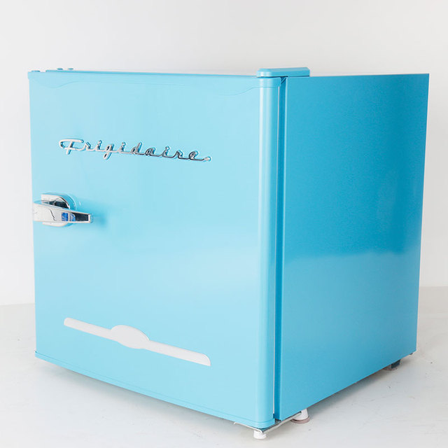 BC50 DC Mini Fridge Portable Refrigerator for Hotel Use 50L Capacity Retro Luxury Style Electric