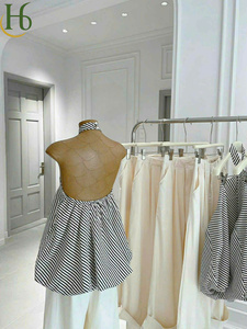 Conjunto de Top Halter con Lazo y Pantalones de Pierna Ancha, Largo, Liso/Con Estampado de Puntos, Transpirable, Elegante, Corte Regular, Servicio OEM - Product Image 3