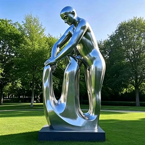 Escultura Humana Contemporánea de Acero Inoxidable para Exteriores, de Gran Tamaño, con Forma Curva Abstracta, Fundida a Presión, Pulida, con Textura de Alta Calidad - Product Image 4