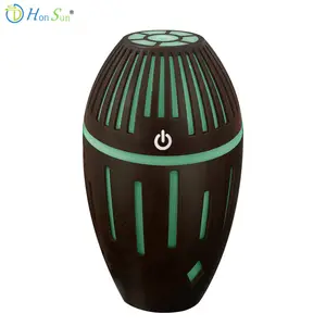 OEM Best portable wood grain humificador Essential Oil Car Air umidificatore Mini Ultrasonic 300ML LED Light Hollow umidificatore