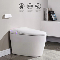 Vente chaude articles sanitaires rinçage automatique télécommande siège chauffant une pièce interrupteur de capteur de toilette réservoir d'eau intégré certifié CE