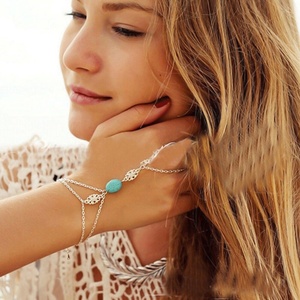 Pulsera <span class=keywords><strong>de</strong></span> moda chapada en <span class=keywords><strong>plata</strong></span> para mujer, cadena <span class=keywords><strong>de</strong></span> metal con cuentas verdes, anillo <span class=keywords><strong>de</strong></span> dedo esclavo - Product Image 3