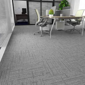 Dernières conceptions de dalles de moquette commerciales en PP - Résistantes au feu et écologiques pour usage domestique et commercial - Product Image 1