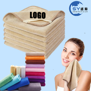 Panni in Microfibra Altamente Assorbenti con Logo Personalizzato, Asciugamani a Rapida Asciugatura per Uomo e Donna, Barbieri, Saloni di Bellezza e Spa - Product Image 1