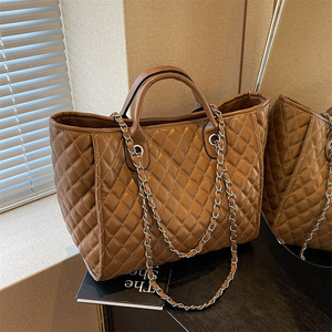 Bolso de Cadena Acolchado Vintage 2026, Nuevo Bolso de Hombro Moderno y a la Moda, Bolso Tote Elegante de Gran Capacidad para Mujer - Product Image 1