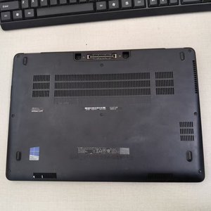 Laptop <span class=keywords><strong>Usato</strong></span> <span class=keywords><strong>DELL</strong></span> E7470 con Processore Intel Core I5 di 6a Generazione, 8GB RAM, 256GB SSD, Prezzo Conveniente per Casa, Ufficio e Studenti - Product Image 6