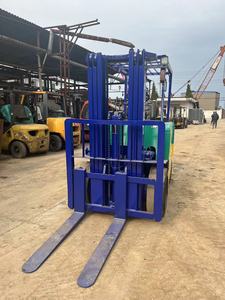 Mini chariot élévateur électrique Komatsu FD30 de 3 tonnes d'occasion de haute qualité bon marché du Japon bonne performance en stock - Product Image 3