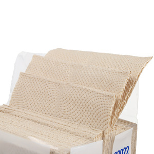 Papier essuie-tout industriel Kimberly-Clark Wypall L20, 27,5 cm x 27 cm, pliage quart, brun, absorbant, jetable, 60 feuilles par paquet - Product Image 2